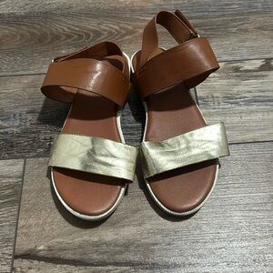 Girls Gold Sandals Size 2.5